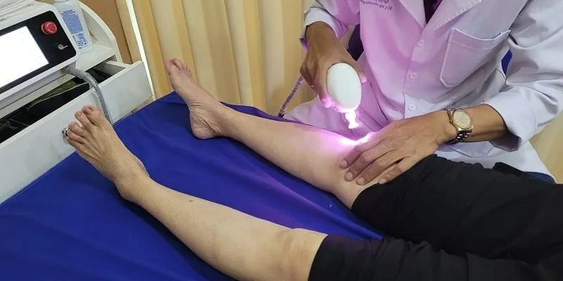 Đi tìm biện pháp xoa dịu cơn đau xương khớp kéo dài